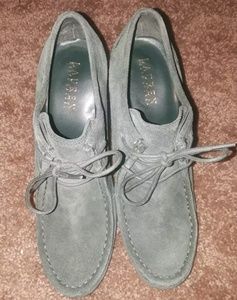 Laurn Ralph Laurn Green suede Shoe